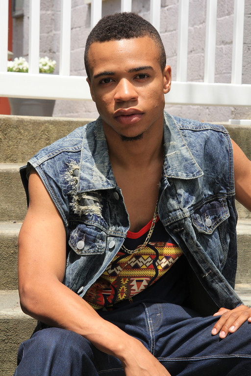Male model photo shoot of Raymond Bennett in Atlanta, GA