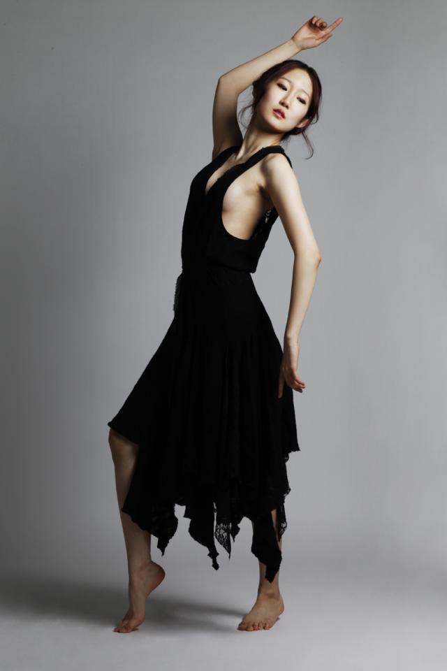 Female model photo shoot of Valerie Lee jungsu  in FIT