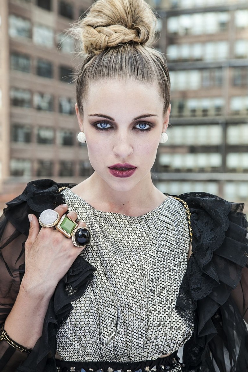 Female model photo shoot of Nicole Rivera Makeup
