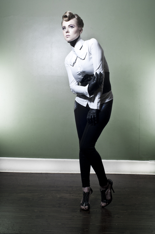 Female model photo shoot of JayJay Joans
