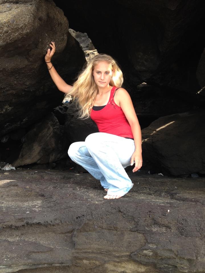 Female model photo shoot of Rebekah Heilinger in Hawaii Kai