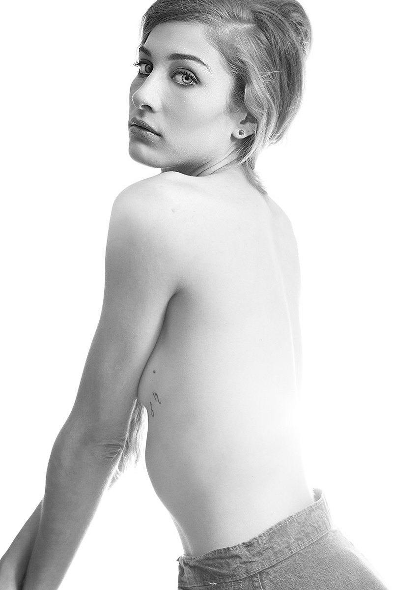 Female model photo shoot of Stephanie-Walsh by JordanTarrant in Charleston, SC