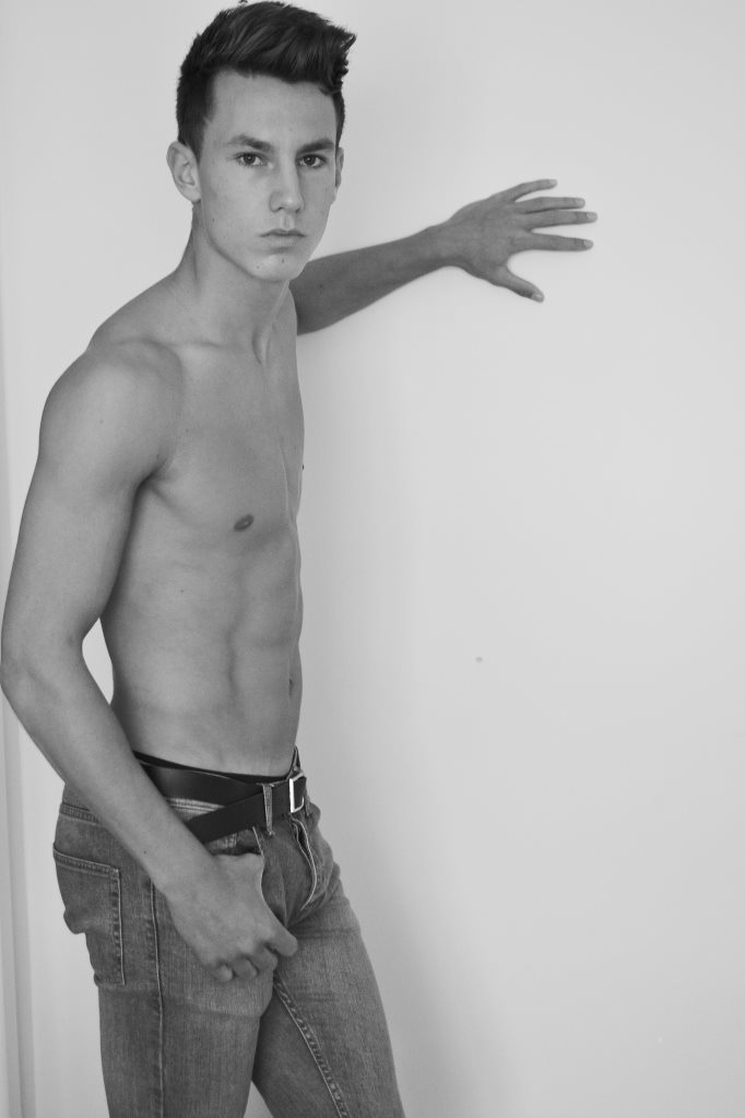Male model photo shoot of RyanTaylor97