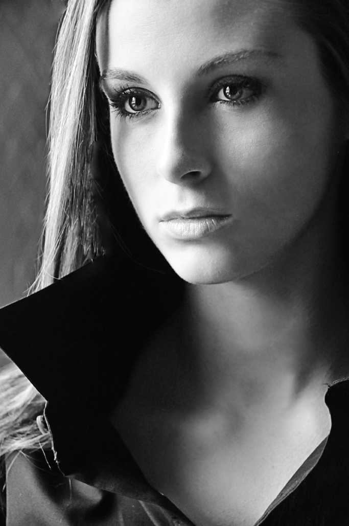 Female model photo shoot of Alesha G