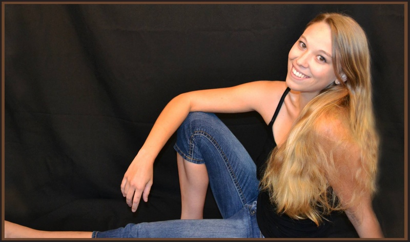 Female model photo shoot of Alyssia Moulton