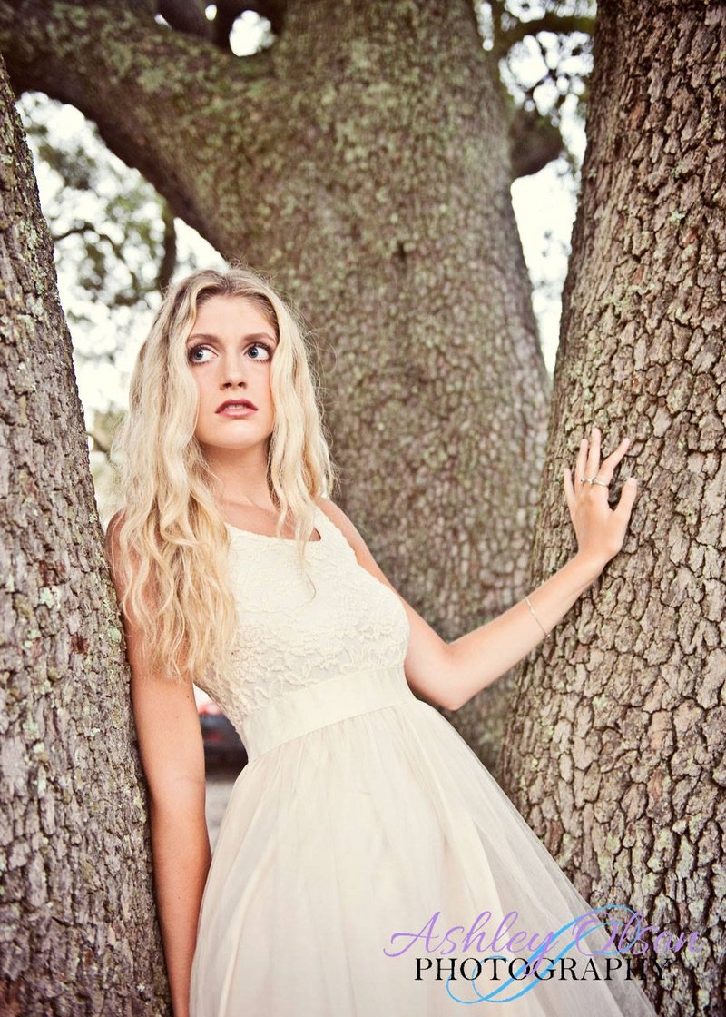 Female model photo shoot of Alyssa Finn by A Olson Photography in Pensacola