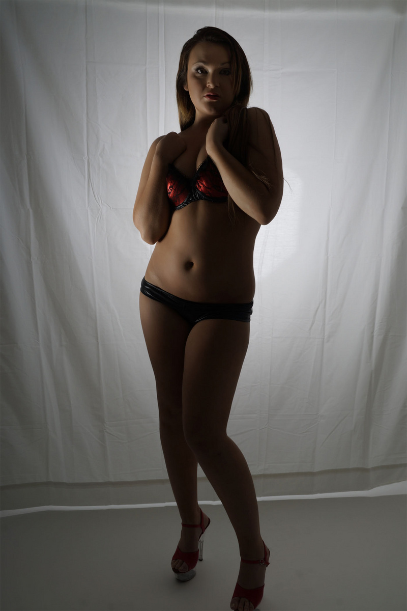 Female model photo shoot of Roxana Lennox in Exposure Studios Wyong, NSW