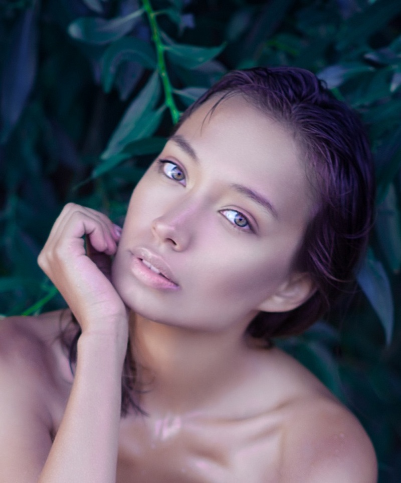 Female model photo shoot of Maria Sivakova