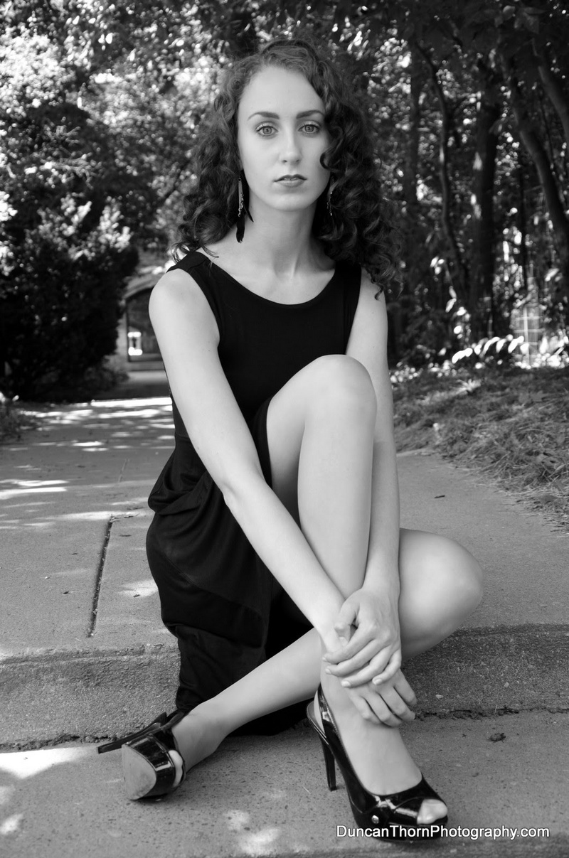 Female model photo shoot of Kurly Smith in Toronto