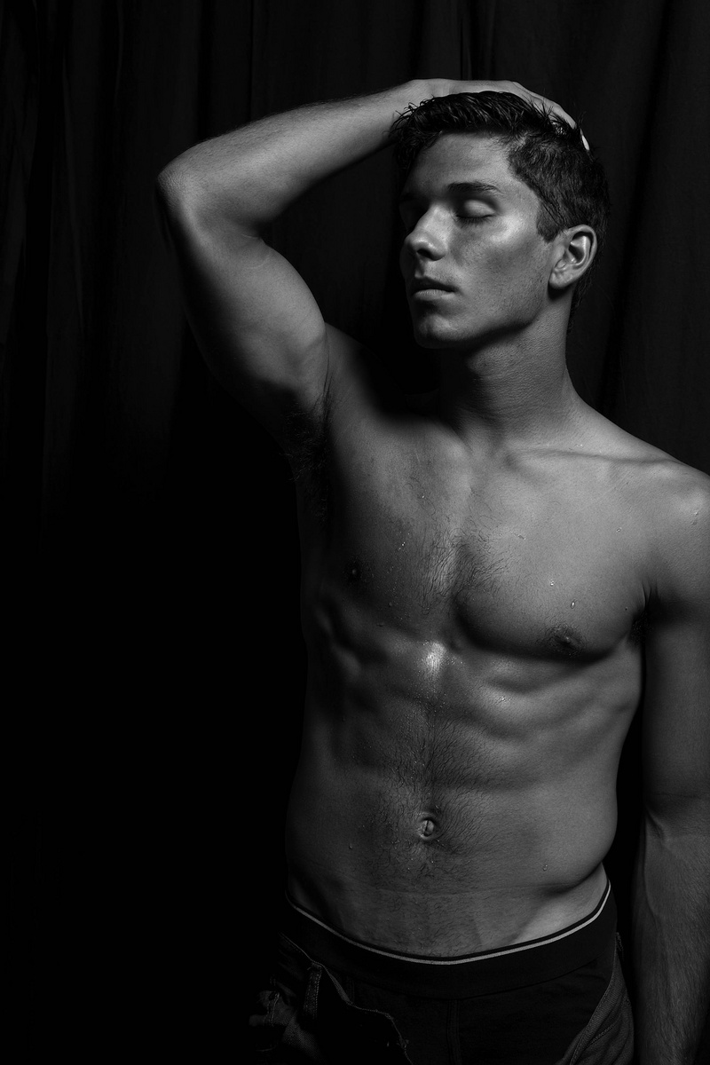 Male model photo shoot of Ryan Anthony Dube