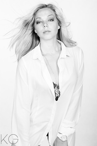 Female model photo shoot of Kylie Thomson