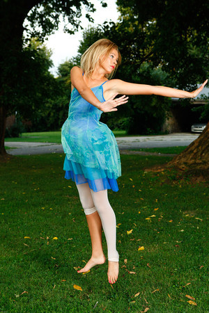 Female model photo shoot of Susanna Cadence in Bardstown, KY
