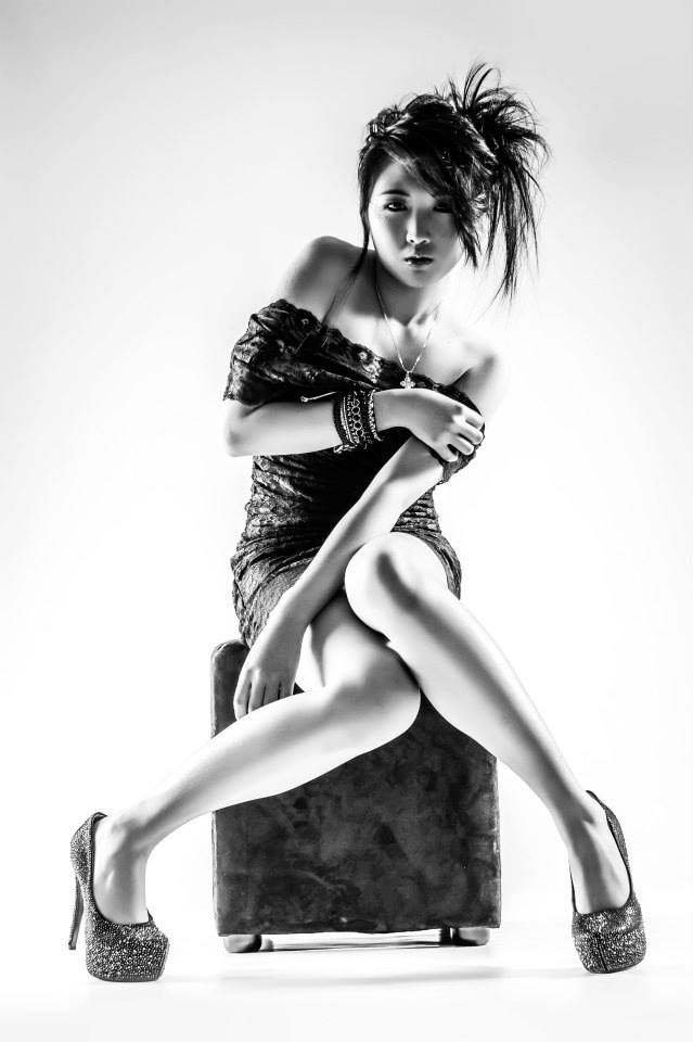 Female model photo shoot of Angel Zhou