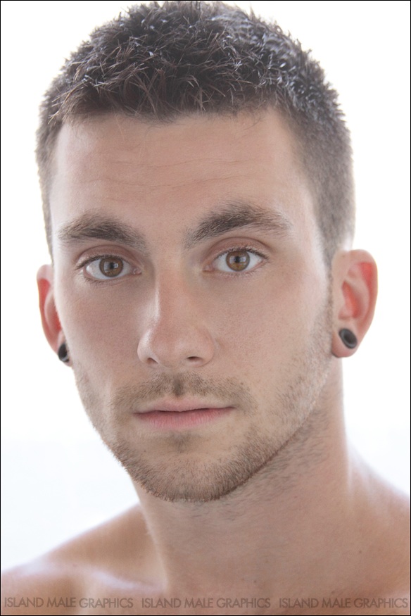Male model photo shoot of Dan Link