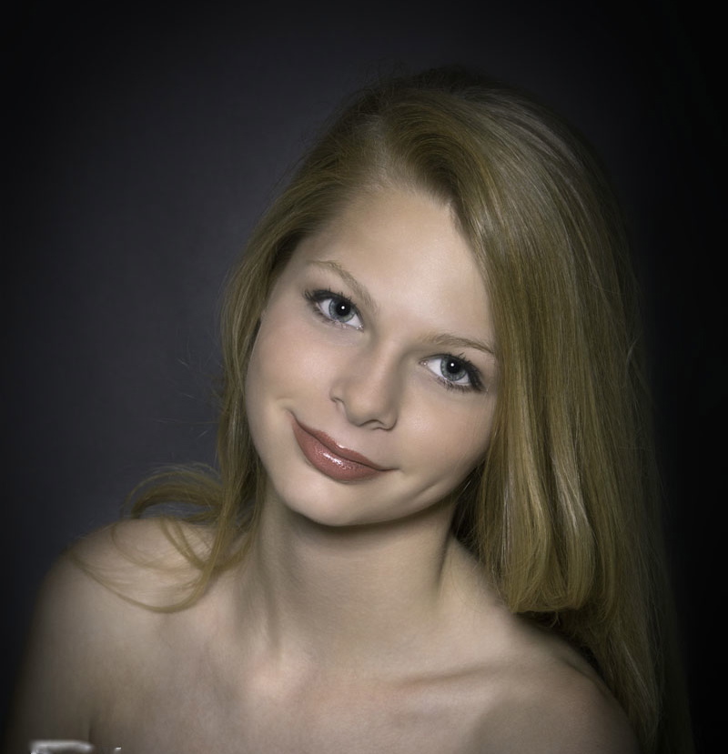 Female model photo shoot of Beach Princess in Palm Springs