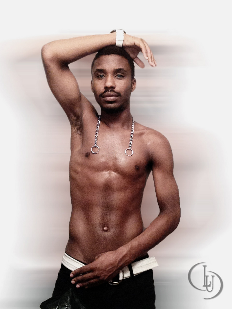 Male model photo shoot of DeMontre Shavers