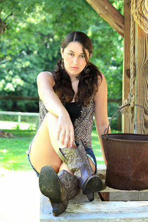 Female model photo shoot of Toni-Marie  by PhotosByMichaelDean in cedar rock park