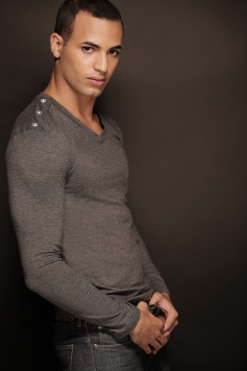Male model photo shoot of Daniel Contreras