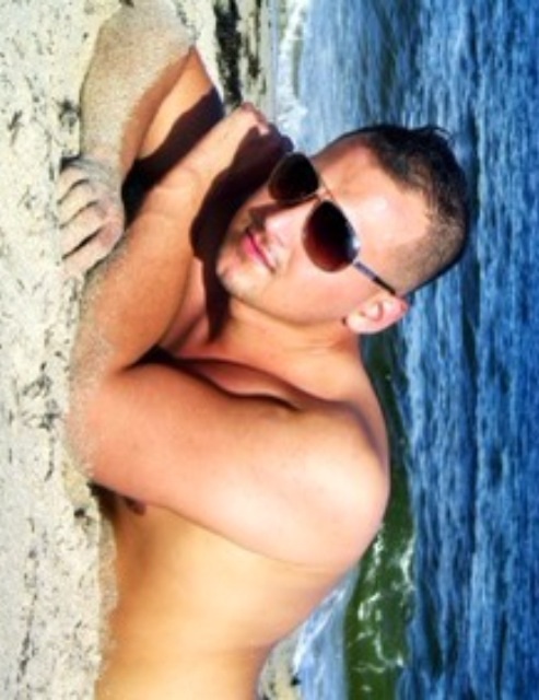 Male model photo shoot of Xavy719 in Miami fl