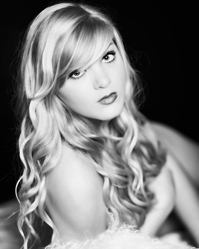 Female model photo shoot of Jessica gilliland by B_C_Photo in guntersvillle studio