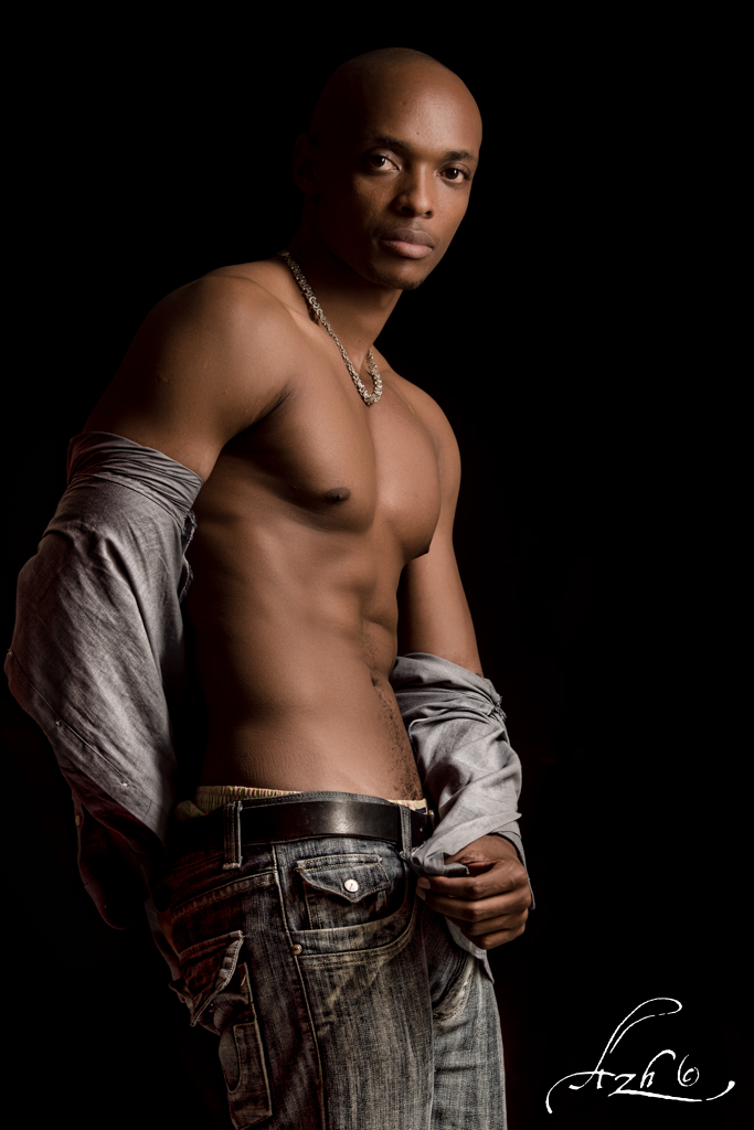 Male model photo shoot of dtall255