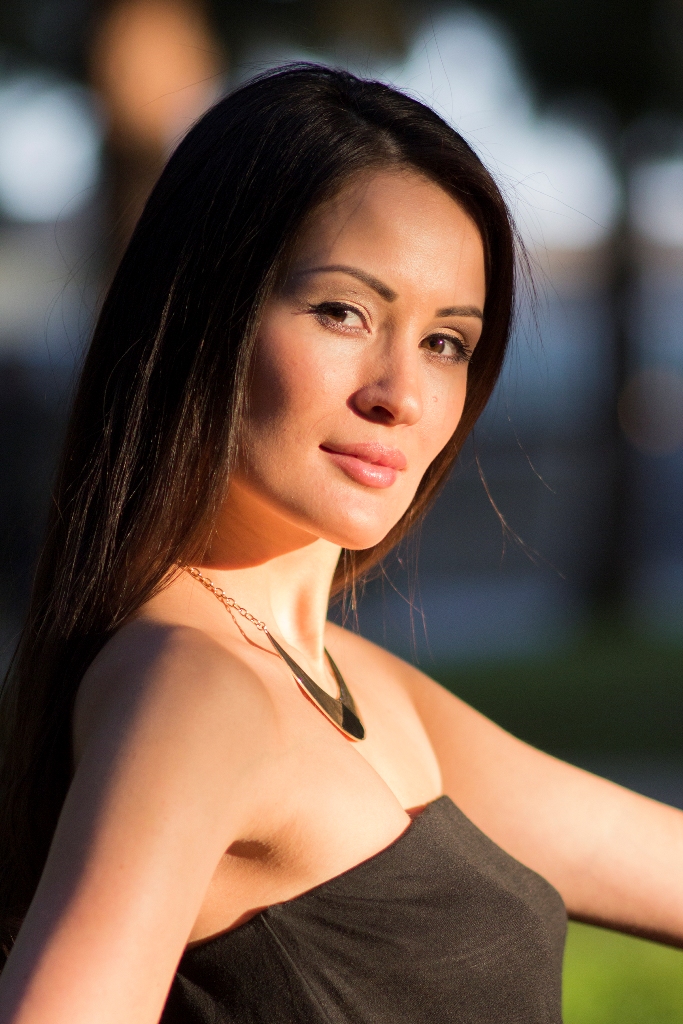 Female model photo shoot of Kamilla Munar by HeadShots Unlimited