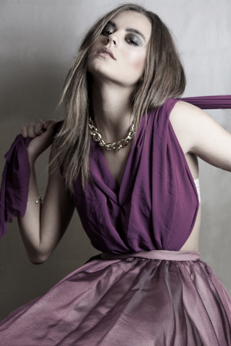 Female model photo shoot of Andrea Perry