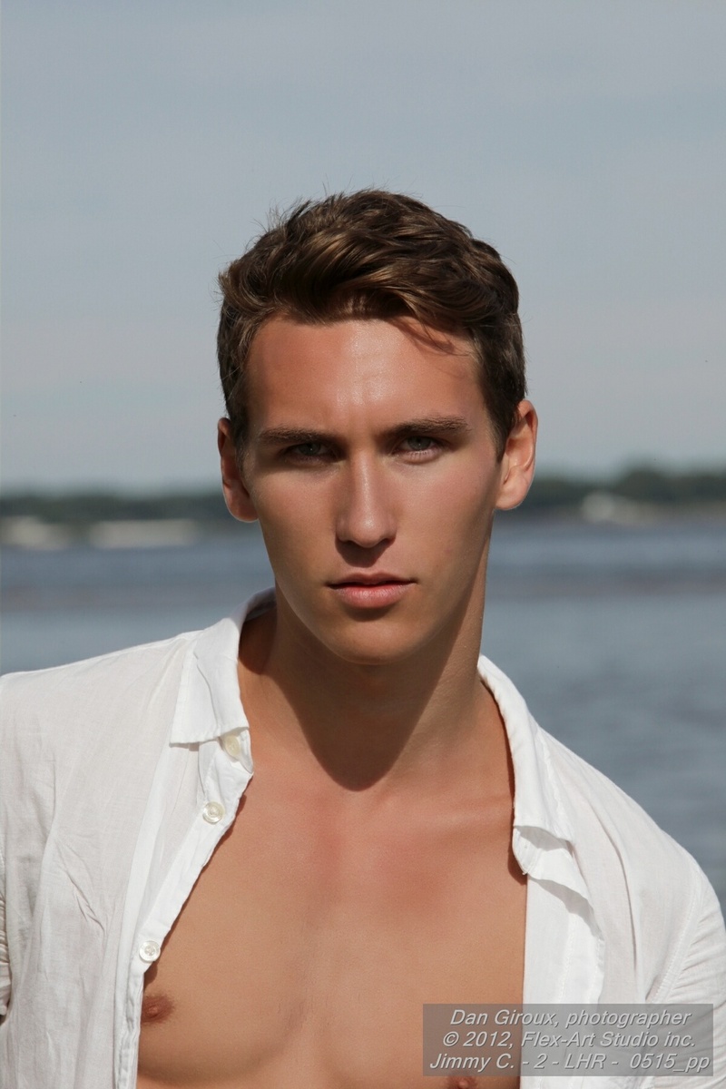 Male model photo shoot of Jimmy Mtl by Flex-Art Studio