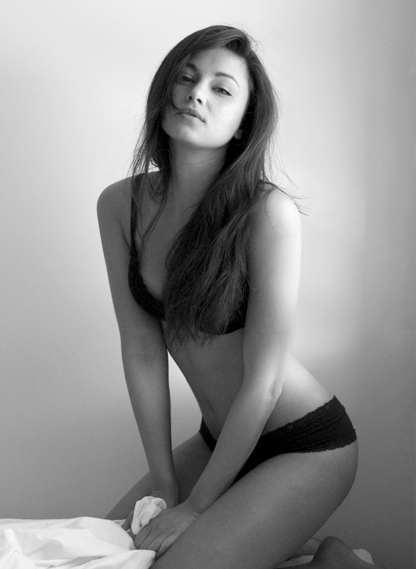 Female model photo shoot of Ashley-Colette