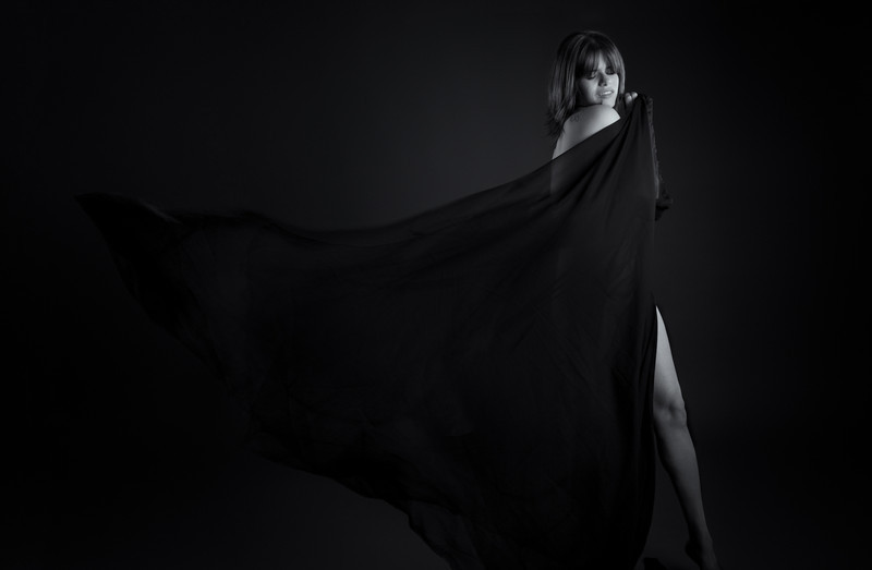 Female model photo shoot of Michelle AKA Nerdych3f by Brad Malmgren