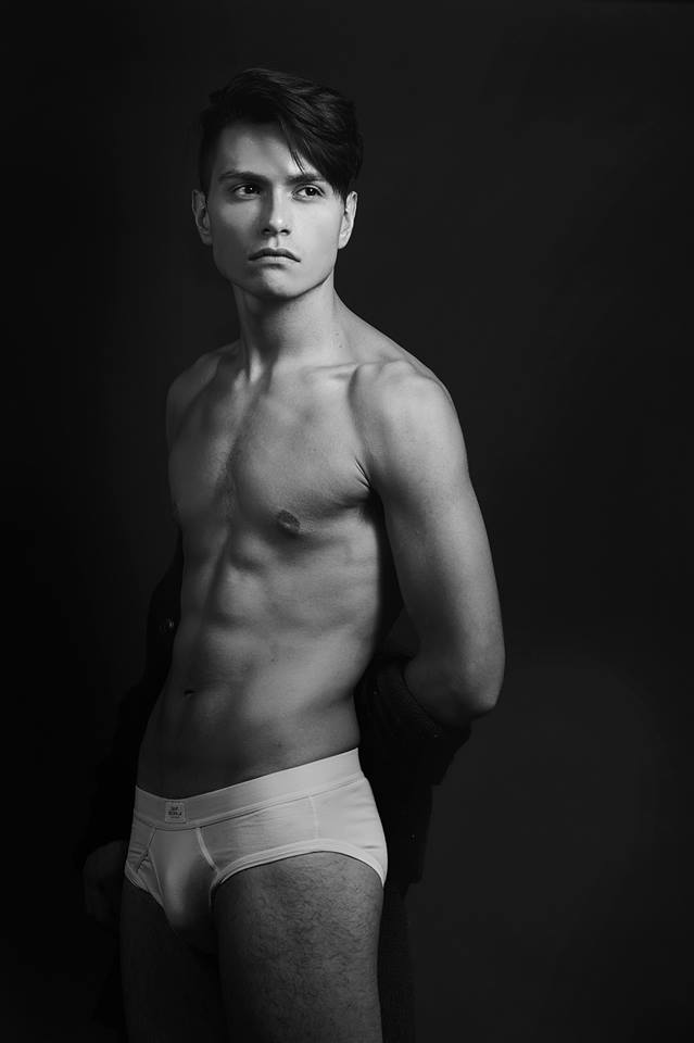 Male model photo shoot of elo1991