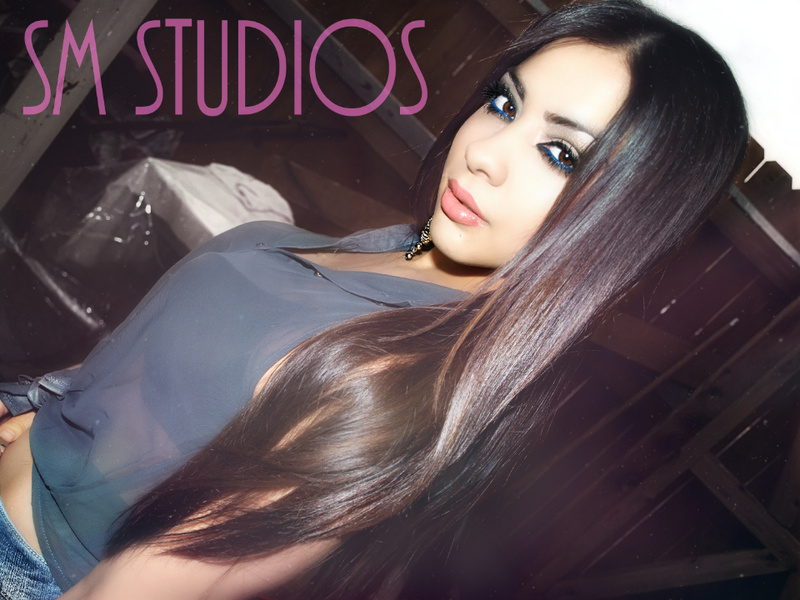 Female model photo shoot of Diana Silva by SM Dolls Studios