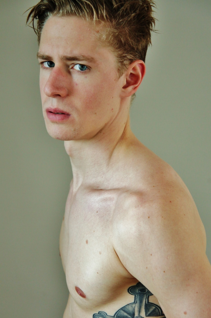 Male model photo shoot of David Burghard in Paris