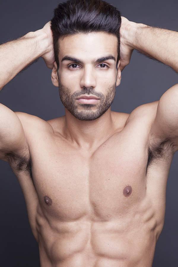 Male model photo shoot of Sidney Allan by Xavier Samre
