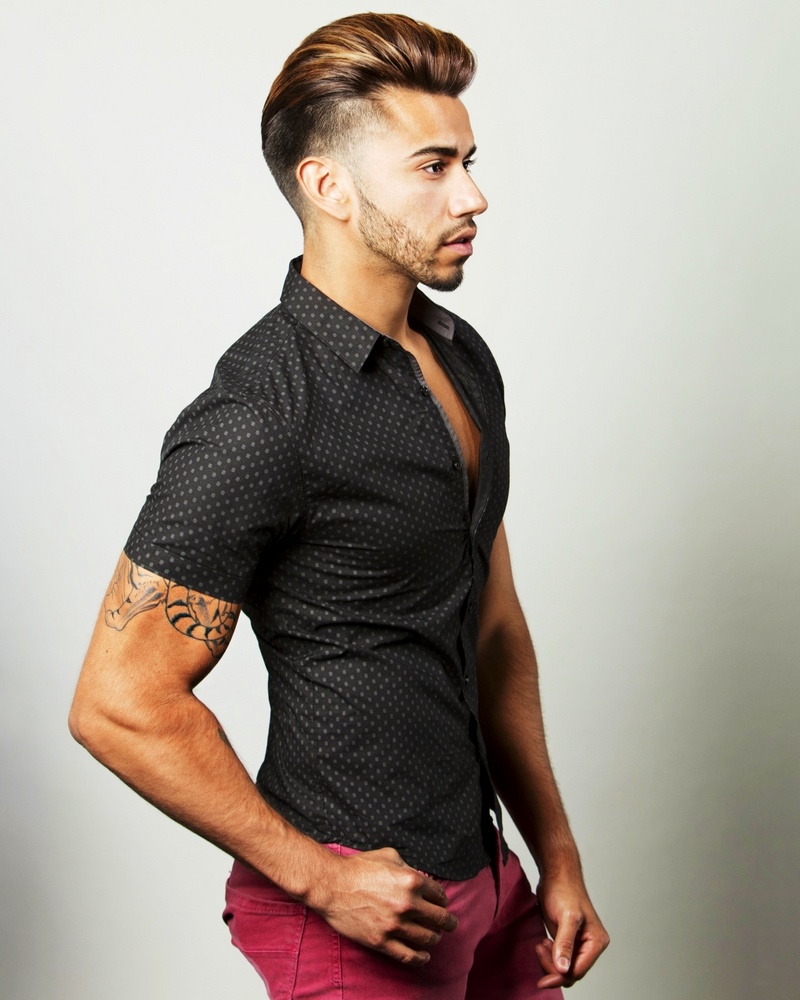 Male model photo shoot of Israel Alvarez