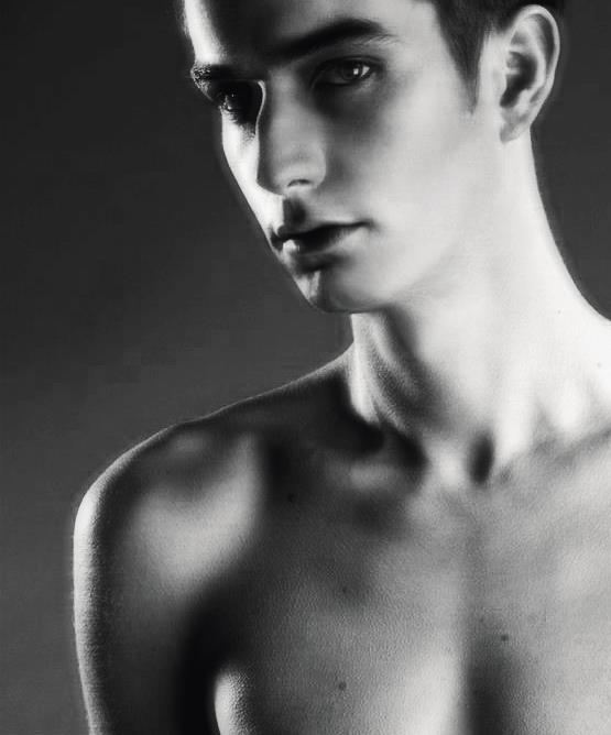 Male model photo shoot of Michel Pauchli