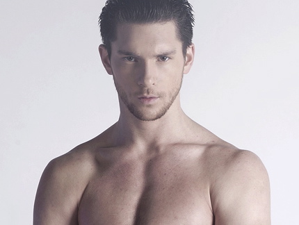Male model photo shoot of Alexander Loxton