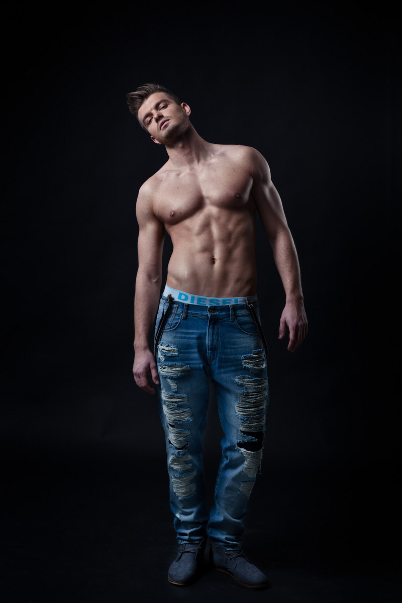 Male model photo shoot of Dejan Husic in Geneva