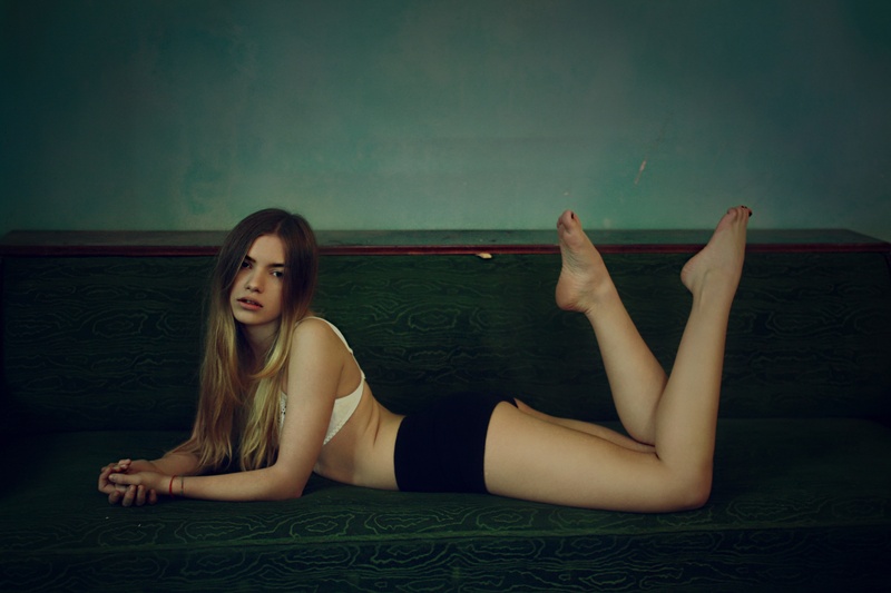 Female model photo shoot of Maria Emory