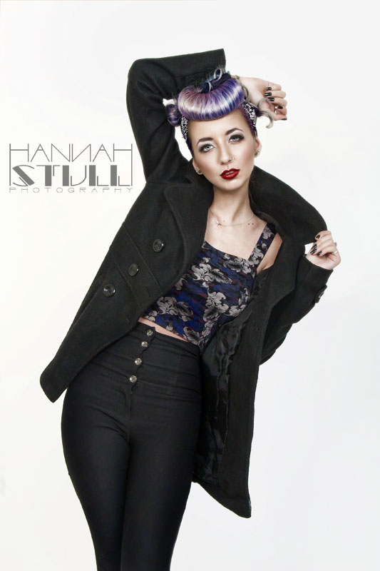 Female model photo shoot of gillian hanson by Hannah Stull Images