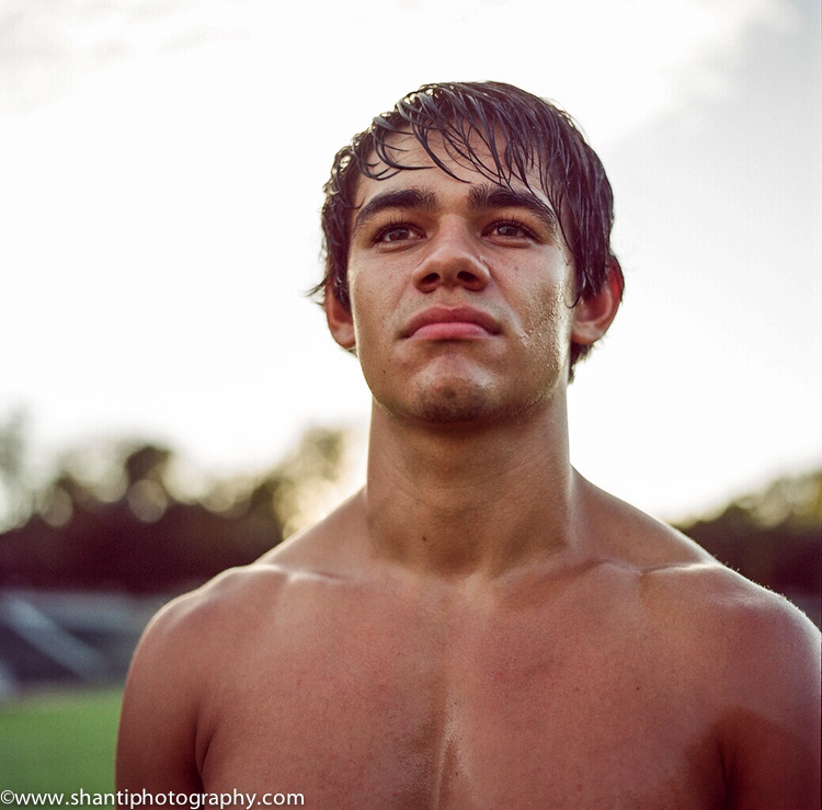 Male model photo shoot of Damien Marquez