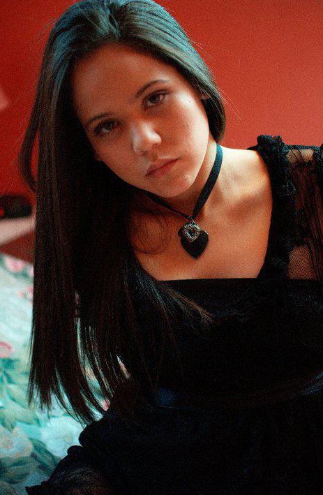 Female model photo shoot of Juliane Silva