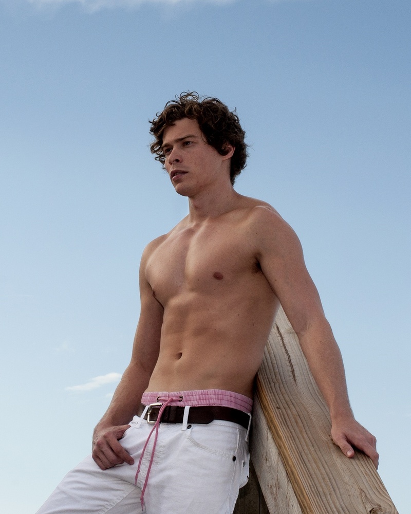 Male model photo shoot of Steven Victor in The Beach, FL