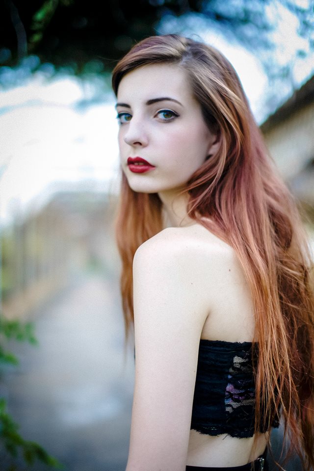 Female model photo shoot of AlyxVR