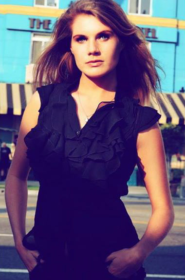 Female model photo shoot of Holly Howson in Santa Monica