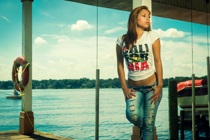 Female model photo shoot of Yesy Avila by EM Photography