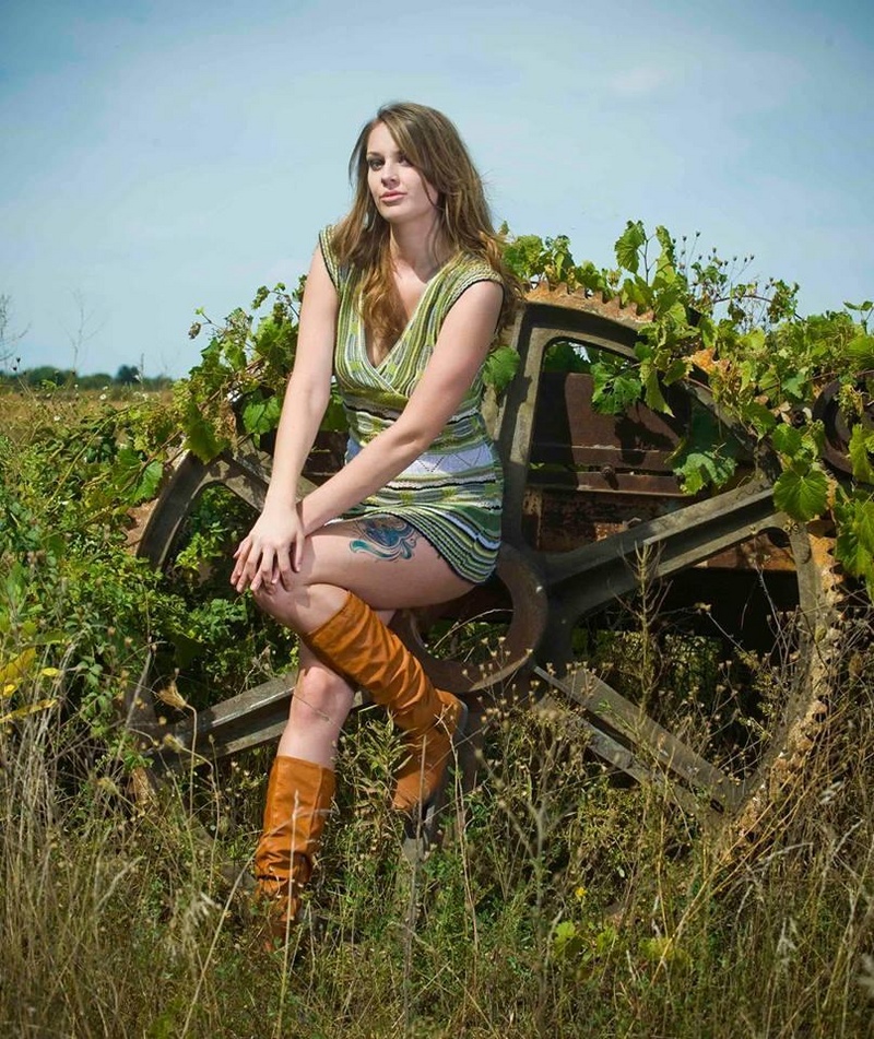 Female model photo shoot of Nikki Castle in Wisconsin
