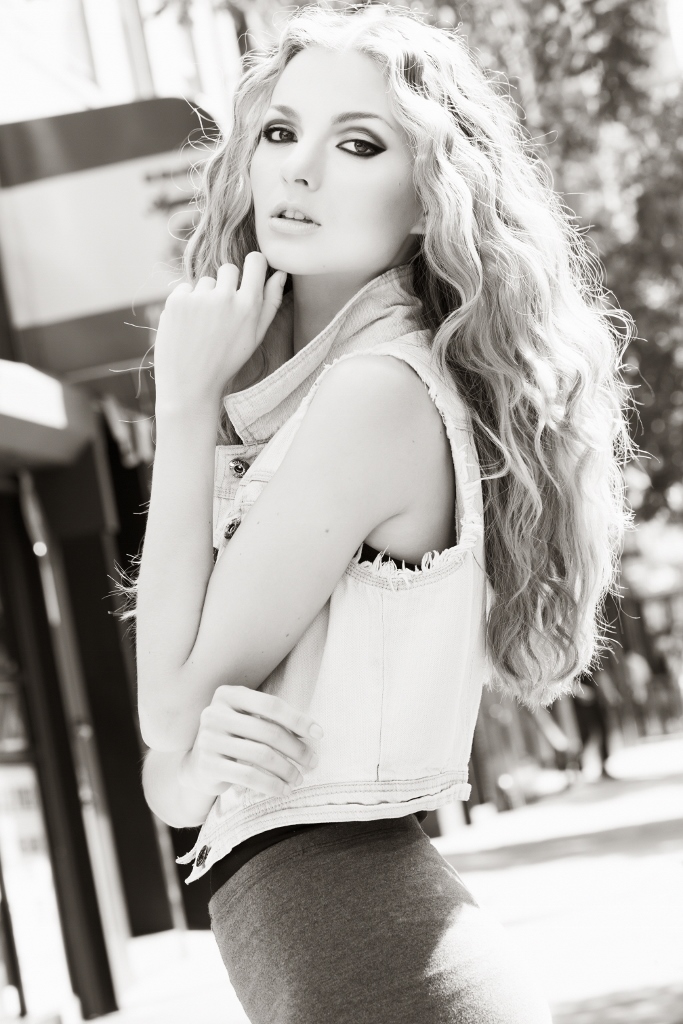 Female model photo shoot of Jessica Solis in New York