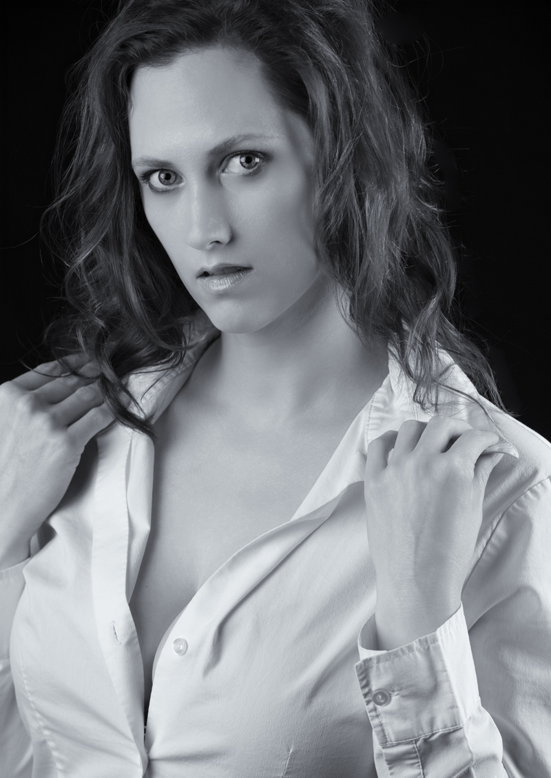 Female model photo shoot of DianaMZP by Coastal Lightroom