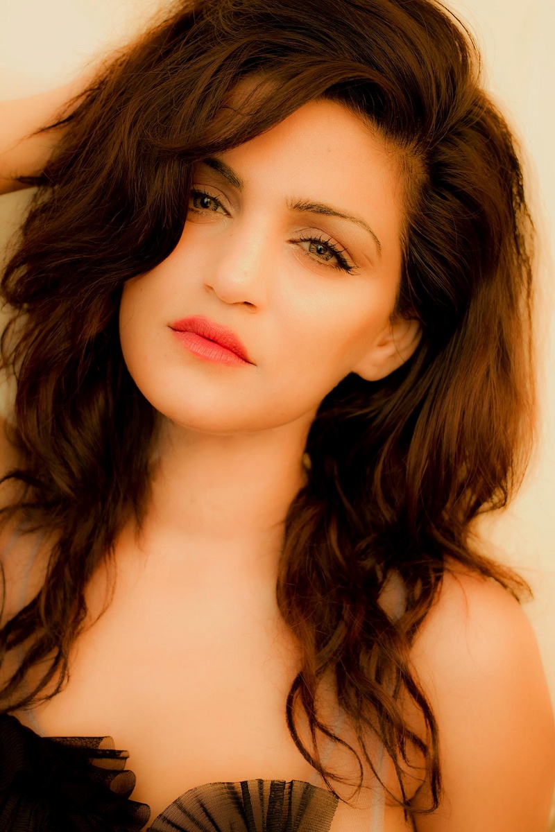 Female model photo shoot of Shweta Singh Kirti in Milpitas, CA